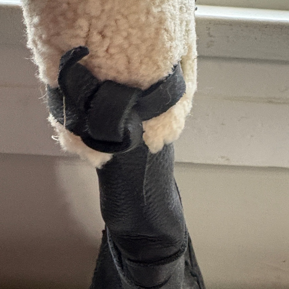 UGG Black Leather Boots with Cream Shearling - Picture 5 of 9